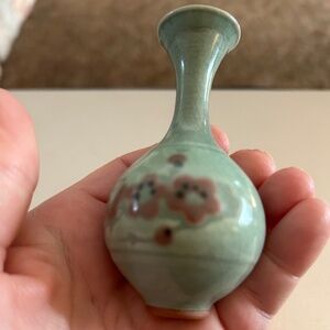 Korean Celadon (?) Porcelain Small mini Vase Signed